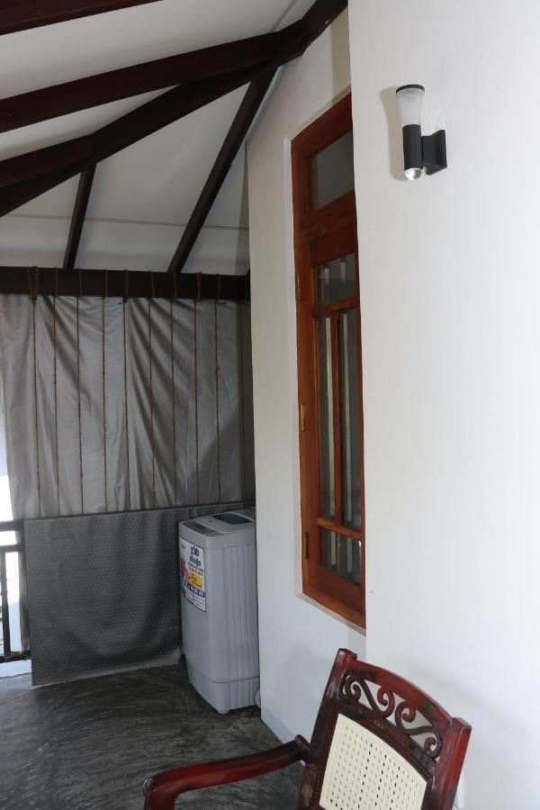 Great Yeheni Villa Hikkaduwa Exterior photo